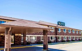 Quality Inn And Suites Champaign Il
